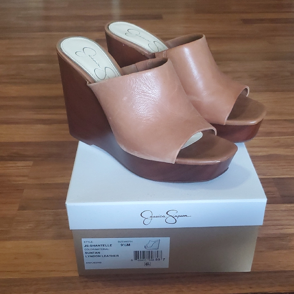 Jessica Simpson Size 9 1/2 Mules